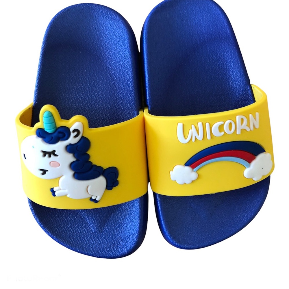 Kids Cartoon Bathroom Slides size 3T NWT